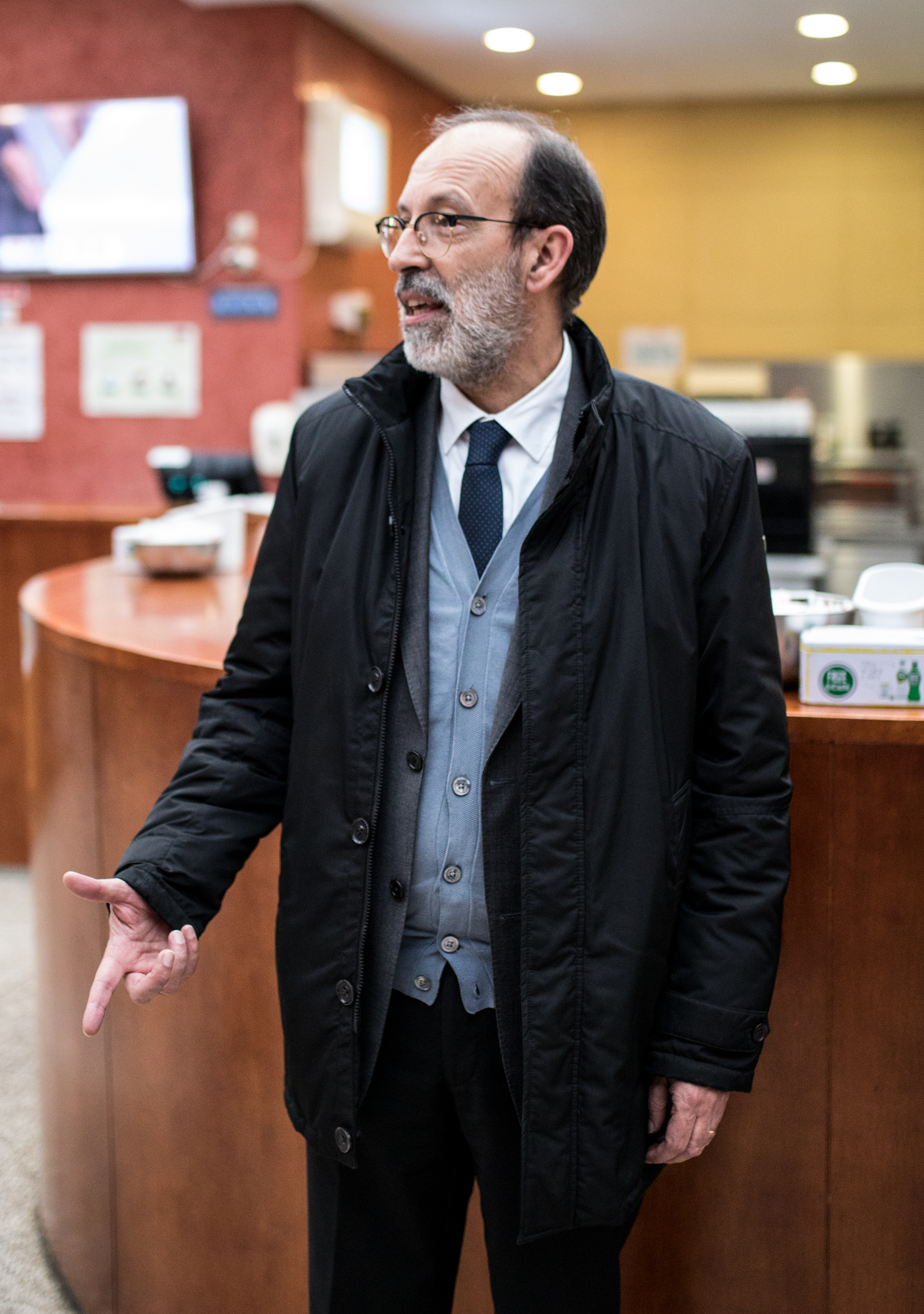 Imagem número 1 da galeria Reitor visita SASUM