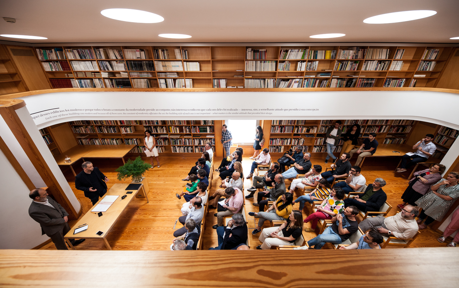 Imagem número 1 da galeria Tomada de Posse Escola de Arquitectura