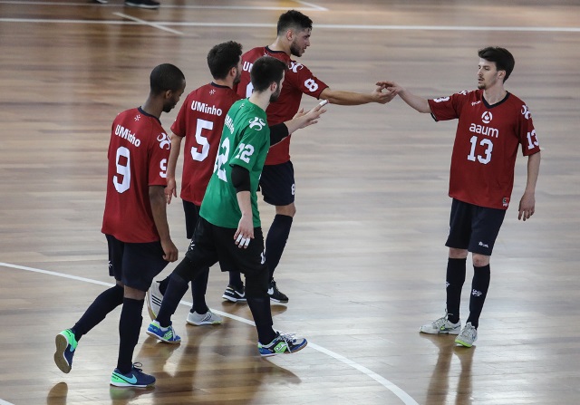 Imagem número 10 da galeria Fases Finais CNUs