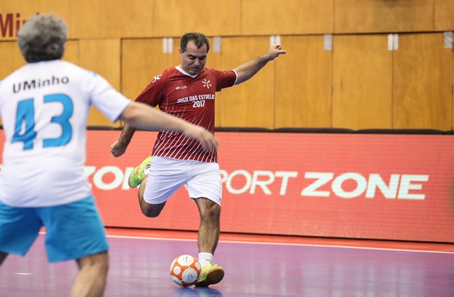Imagem número 6 da galeria Jogo das Estrelas