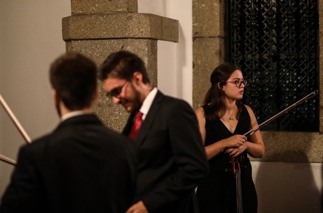 Imagem número 1 da galeria Concerto de Outono