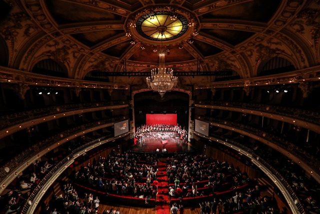 Imagem número 3 da galeria FITU