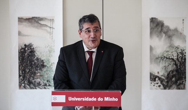 Imagem número 4 da galeria Inauguração da Biblioteca Fernão Mendes Pinto
