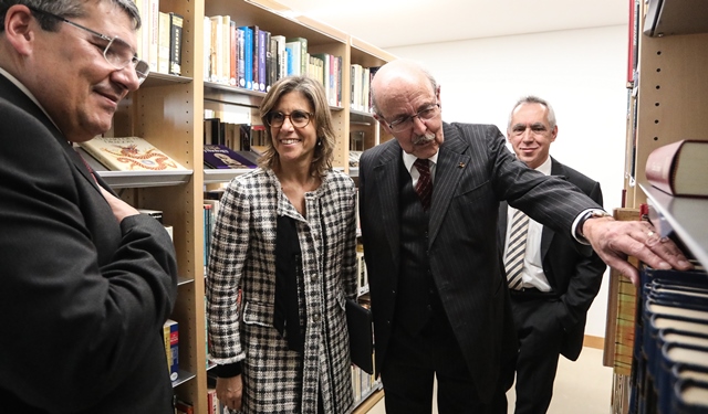 Imagem número 6 da galeria Inauguração da Biblioteca Fernão Mendes Pinto