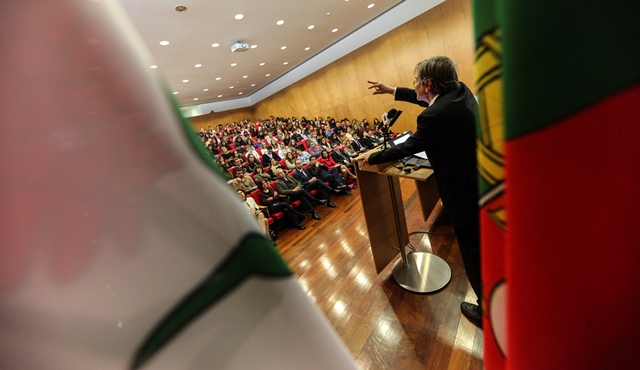 Imagem número 1 da galeria Cátedra Lloyd Braga