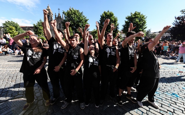 Imagem número 3 da galeria Cortejo