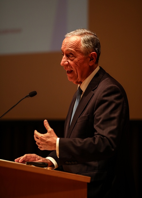 Imagem número 3 da galeria Lançamento do livro 