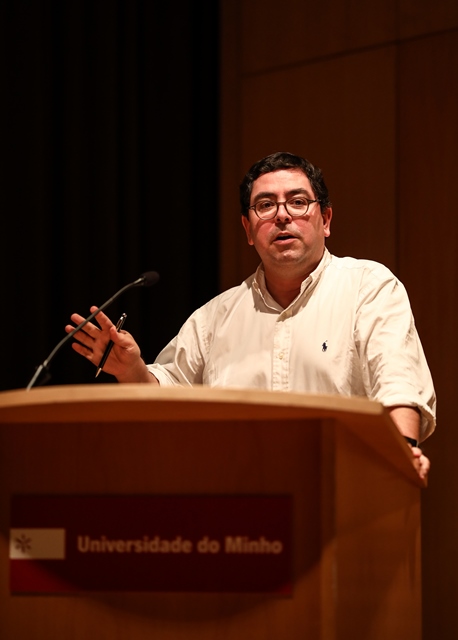 Imagem número 7 da galeria Lançamento do livro 