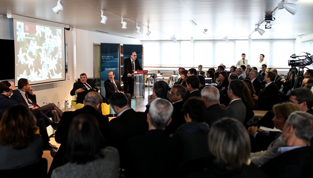 Imagem número 1 da galeria Memorando Super Computador