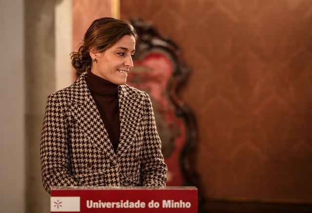 Imagem número 8 da galeria Tomada de posse da Pro-Reitora Manuela Martins