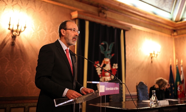 Imagem número 7 da galeria Tomada de posse da Pro-Reitora Manuela Martins