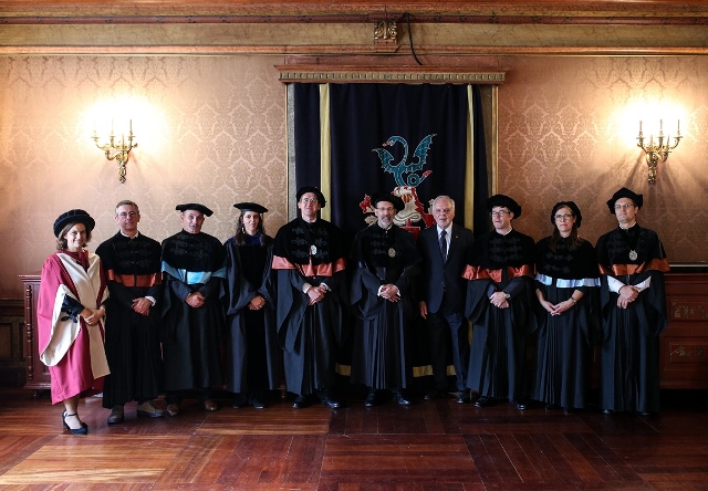 Imagem número 6 da galeria Tomada de posse da nova equipa Reitoral