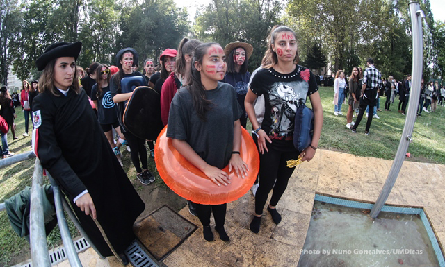 Imagem número 1 da galeria Caloiro de Molho