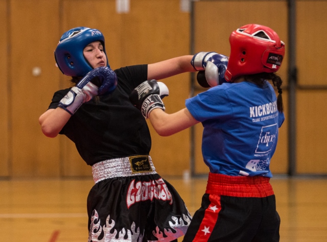 Imagem número 3 da galeria CNU KickBoxing