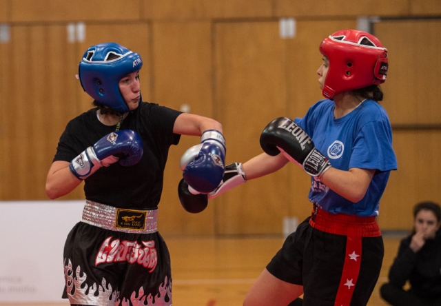 Imagem número 4 da galeria CNU KickBoxing