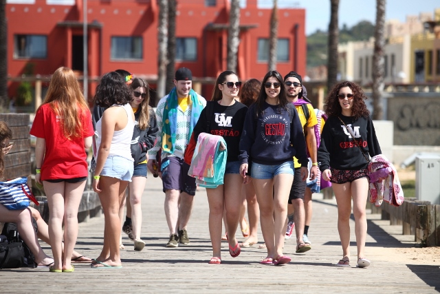 Imagem número 9 da galeria Gata na Praia