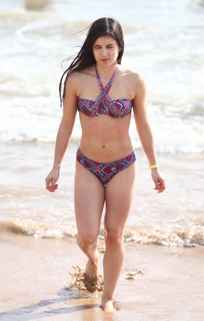 Imagem número 7 da galeria Gata na Praia