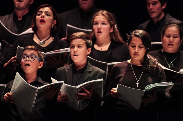 Imagem número 2 da galeria Festival de Coros