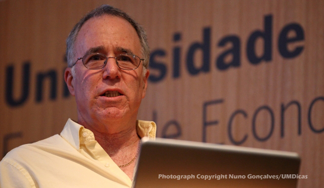 Imagem número 10 da galeria Prémio Nobel da Economia visita a EEG