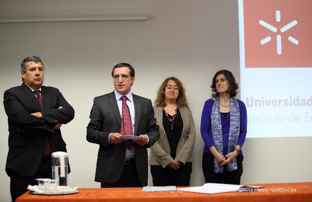Imagem número 1 da galeria Tomada de posse Instituto de Educação
