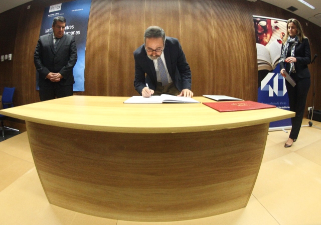 Imagem número 5 da galeria Tomada de posse ILCH