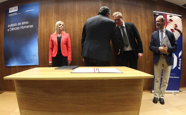 Imagem número 1 da galeria Tomada de posse ILCH