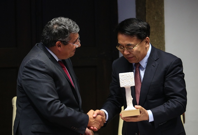 Imagem número 9 da galeria Visita Delegação da China