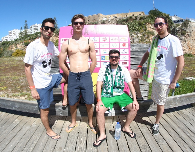 Imagem número 5 da galeria Gata na Praia