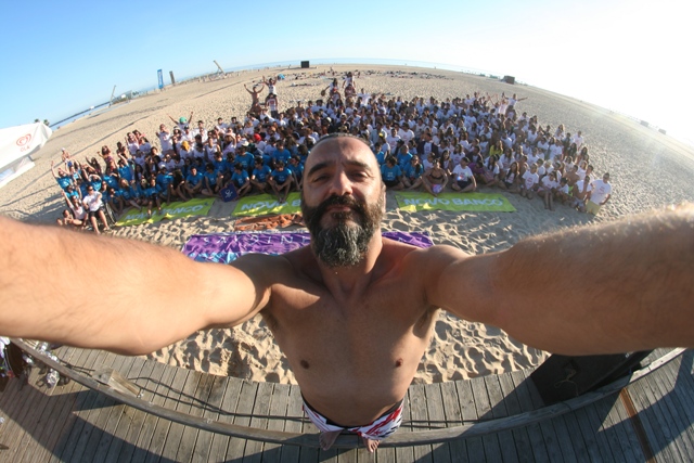 Imagem número 3 da galeria Gata na Praia