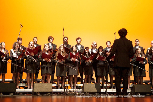 Imagem número 4 da galeria TROVAS