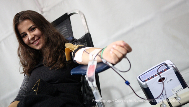 Imagem número 2 da galeria Dádiva de Sangue