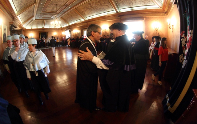 Imagem número 8 da galeria Doutoramentos Honoris Causa