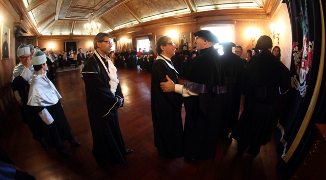 Imagem número 10 da galeria Doutoramentos Honoris Causa