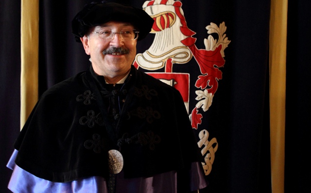 Imagem número 7 da galeria Doutoramentos Honoris Causa