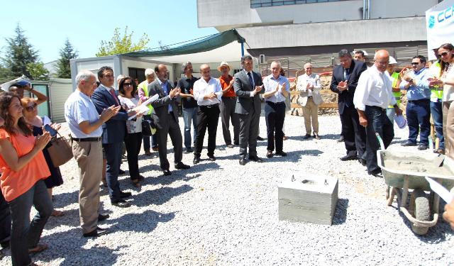 Imagem número 6 da galeria Lançamento da primeira pedra da biblioteca em Azurém