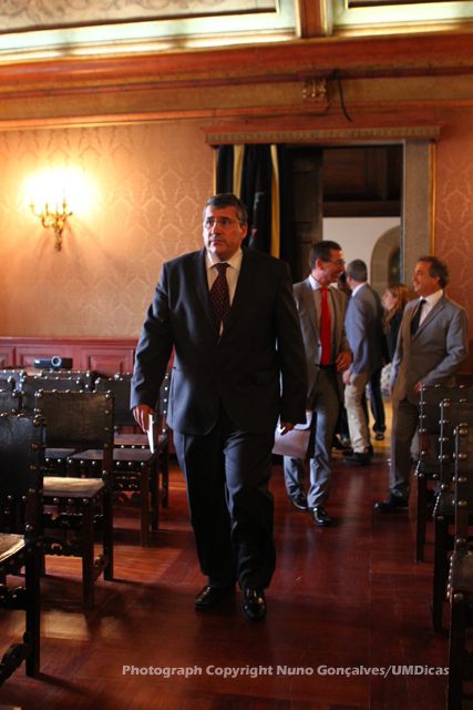 Imagem número 8 da galeria Assinatura Protocolo Santander