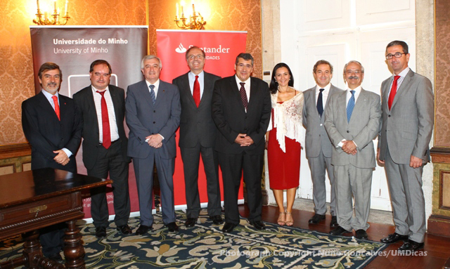 Imagem número 9 da galeria Assinatura Protocolo Santander