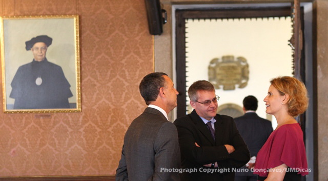 Imagem número 7 da galeria Assinatura Protocolo Santander