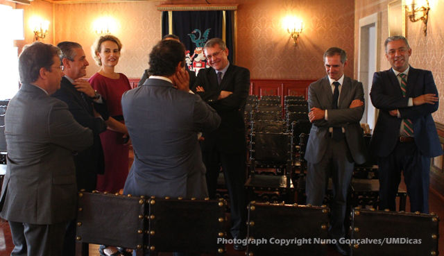 Imagem número 4 da galeria Assinatura Protocolo Santander