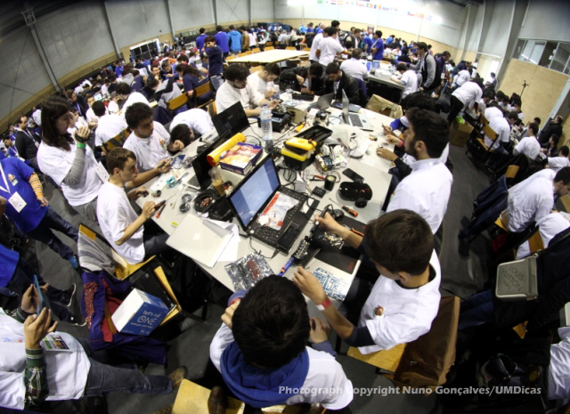 Imagem número 4 da galeria Roboparty