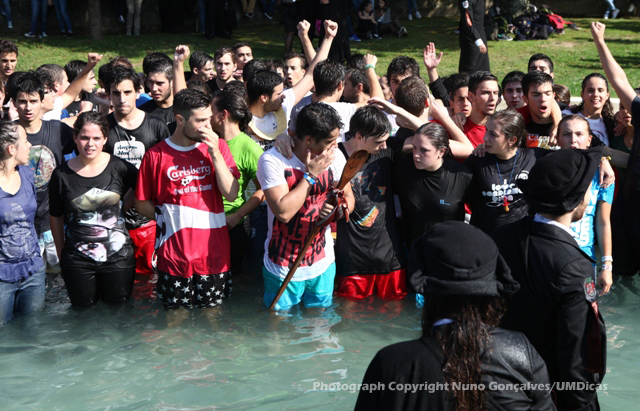 Imagem número 2 da galeria Caloiro de Molho