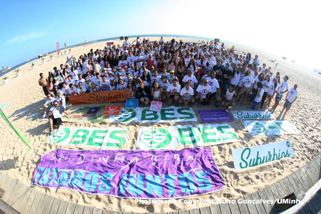 Imagem número 7 da galeria Gata na Praia