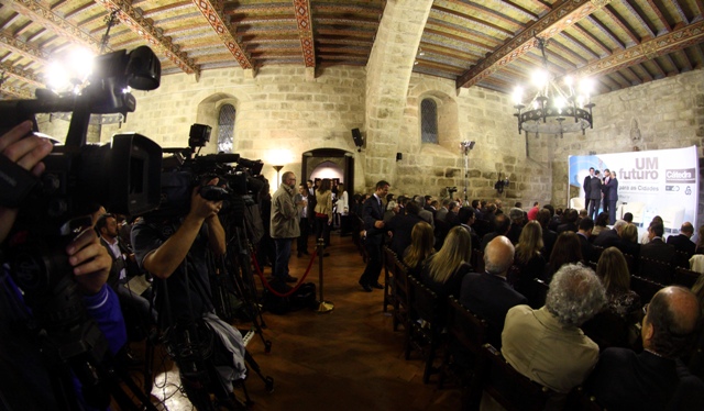 Imagem número 3 da galeria UM futuro para as cidades