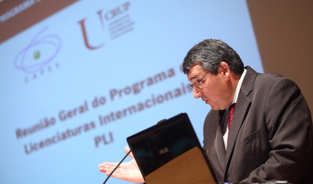 Imagem número 1 da galeria Reunião Geral do Programa de Licenciaturas Internacionais