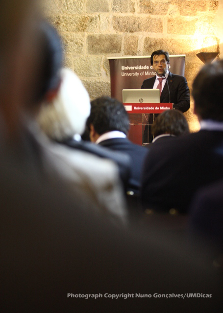 Imagem número 2 da galeria Assinatura de protocolos com empresas de construção civil