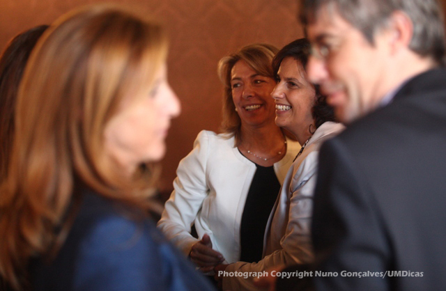 Imagem número 8 da galeria Tomada de posse Pro-Reitora Carla Martins