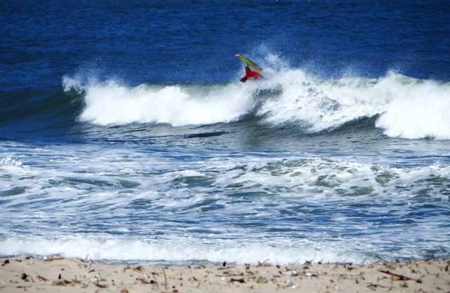 Imagem número 10 da galeria CNU BodyBoard