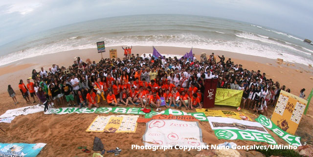 Imagem número 2 da galeria Gata na Praia