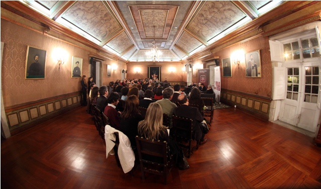 Imagem número 2 da galeria Encontros UM