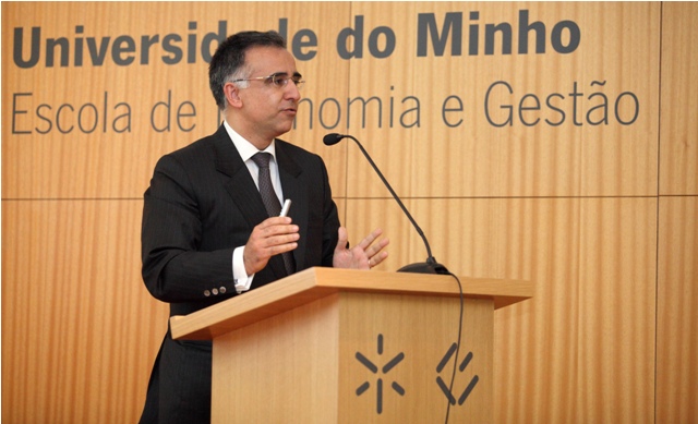 Imagem número 3 da galeria Aniversário EEG